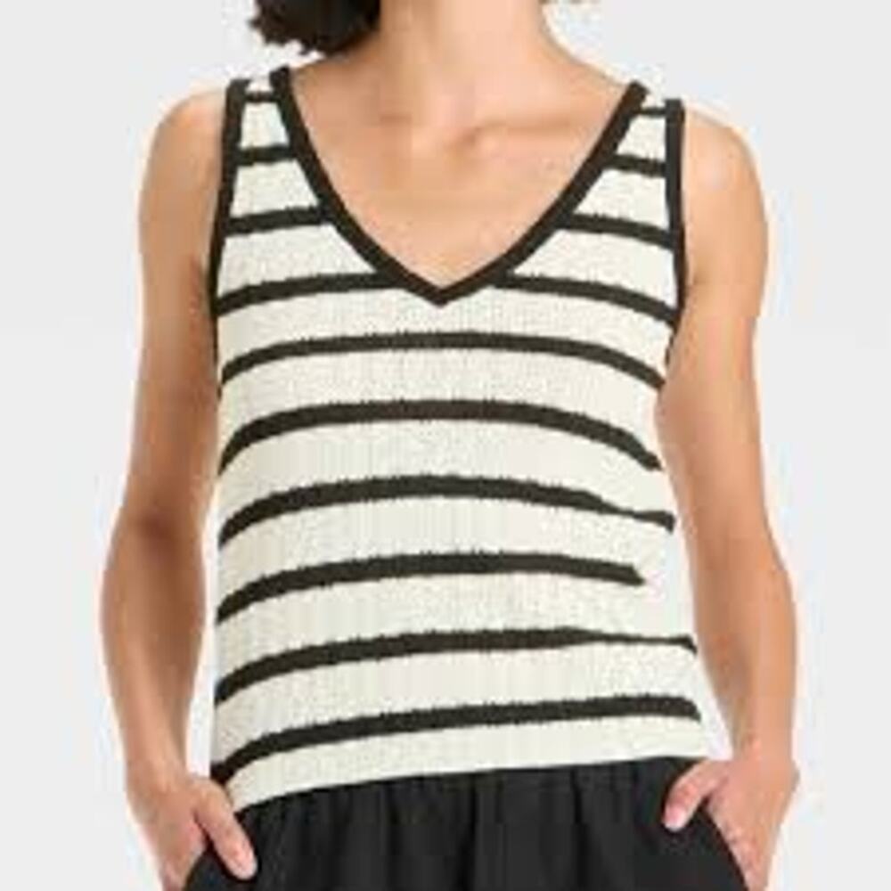 Universal Thread Sweater Vest Top Women's XS Crochet Striped Knit Festival Boho